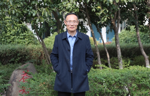 潘本圣副校长简介